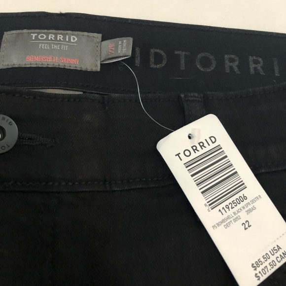 NWT Torrid Bombshell Skinny - Picture 2 of 2